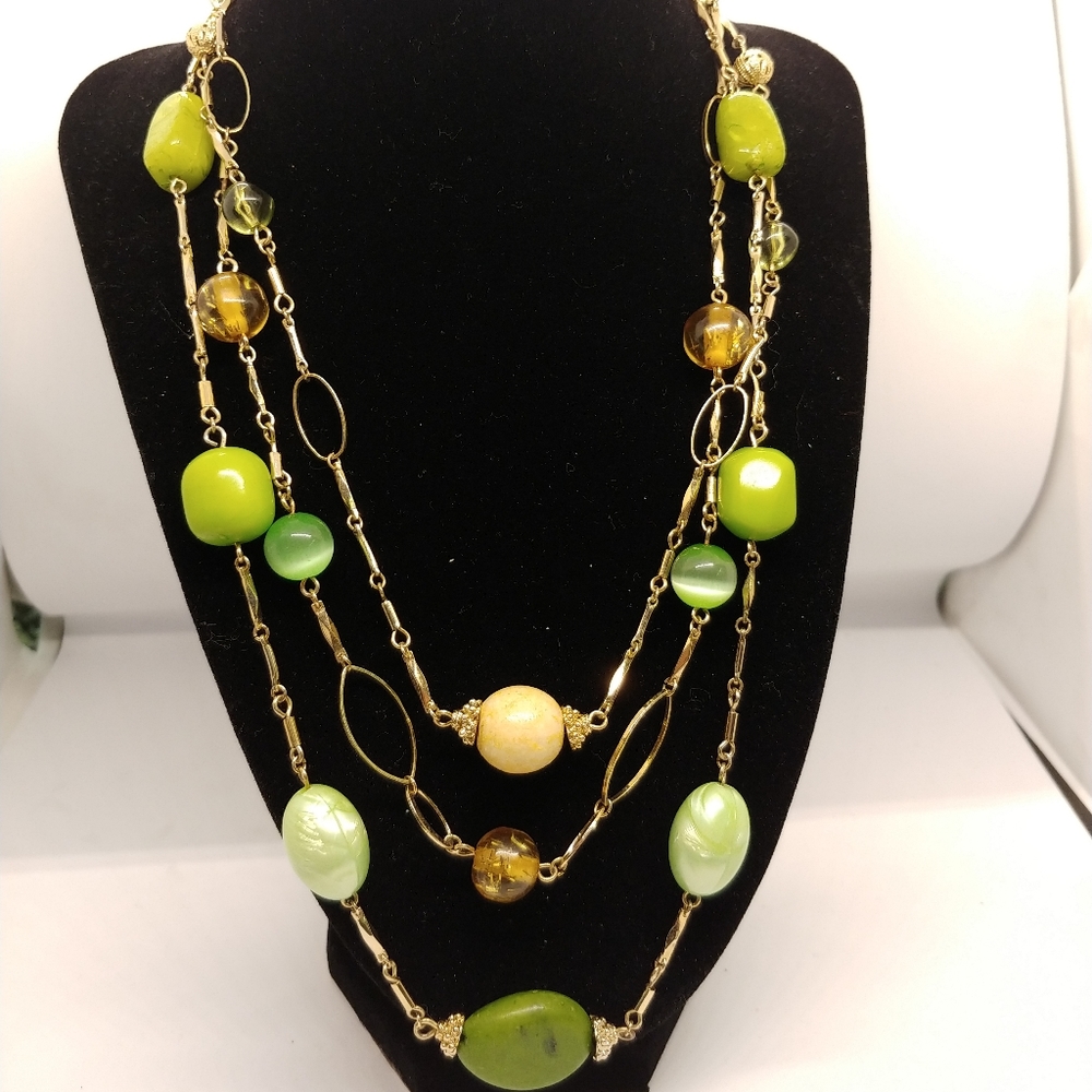 ✨️Cottagecore✨️Green Necklace